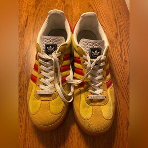 Gucci Yellow Suede Sneakers with Red Stripes; unisex m 8.5/w 10